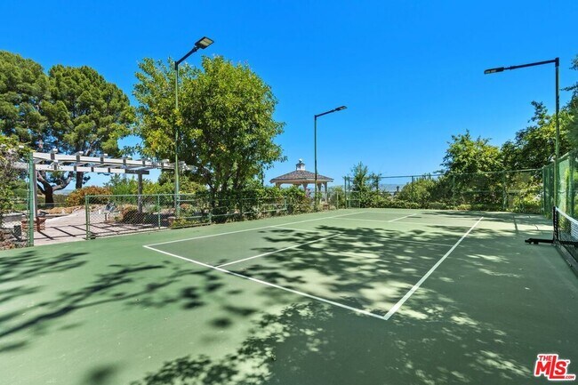 Building Photo - 21663 Ulmus Dr