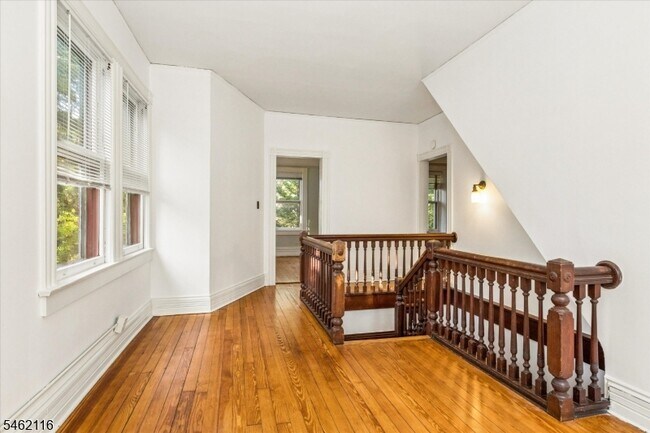 Building Photo - 145 Watchung Ave