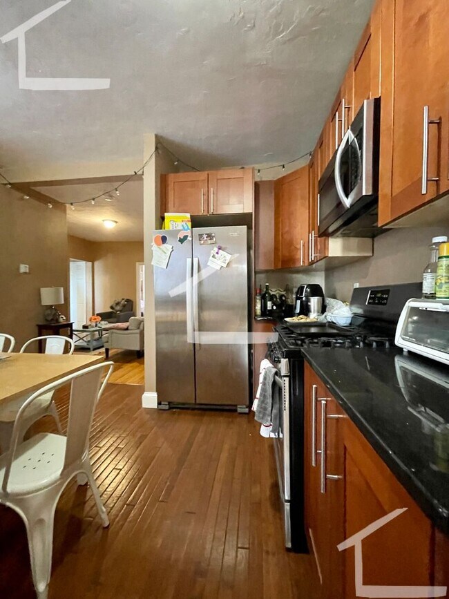 Building Photo - 9/1 Renovated 5BR/2BA near BU, Packard's Corner, Harvard Ave