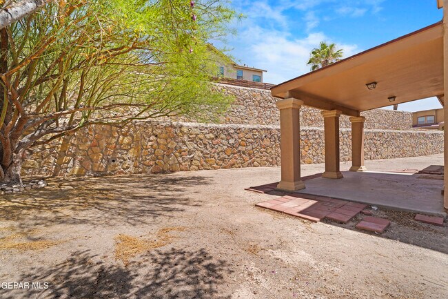 Building Photo - 369 Emerald Acres St