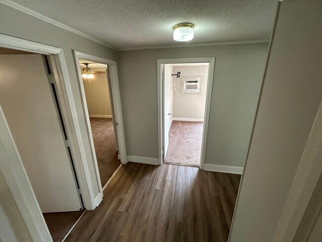 Building Photo - 306 Crawford Ct