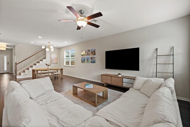 Building Photo - 9809 Eloquence Dr