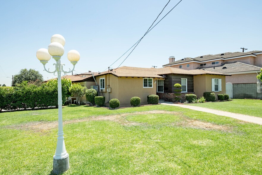 Building Photo - 9088 Emperor Ave