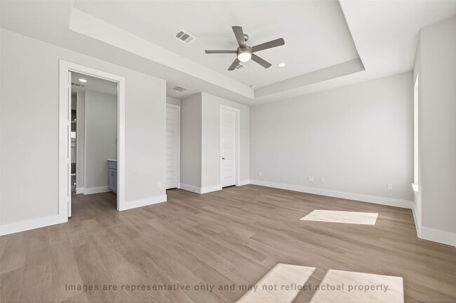 Building Photo - 10719 Mason Rd