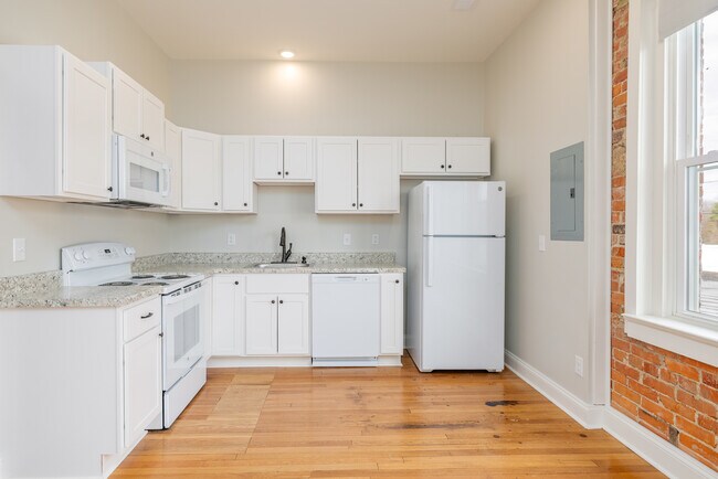 Building Photo - Broad St Lofts & Fitness Studio, LLC