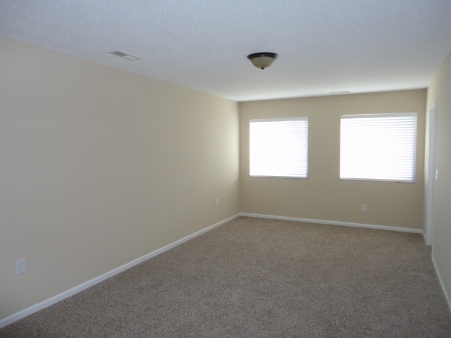 Building Photo - 1828 Chatfield Dr