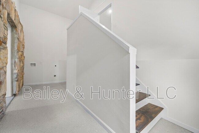 Building Photo - 1721 Hortense Pl NW