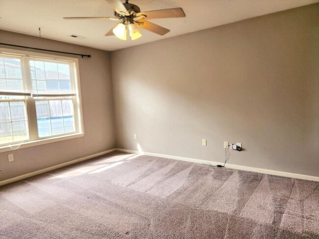 Building Photo - 313 Bay Pointe Ln