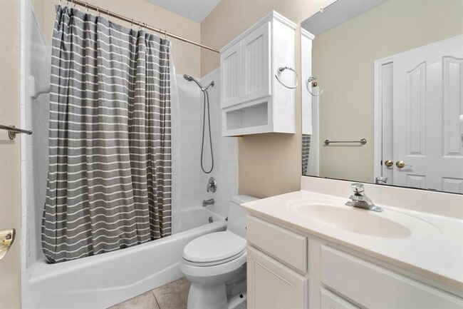 Building Photo - 1021 Westland Ridge Rd