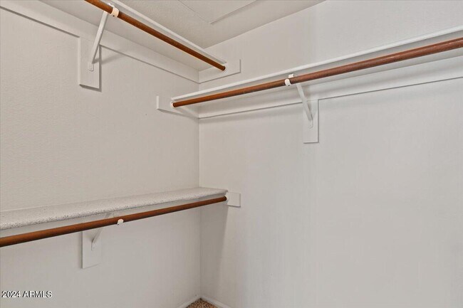 Building Photo - 10115 E Mountain View Rd