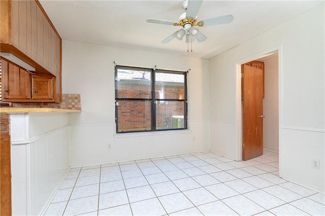 Building Photo - 6929 Briardale Dr
