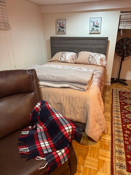 Bedroom - 11856 222nd St