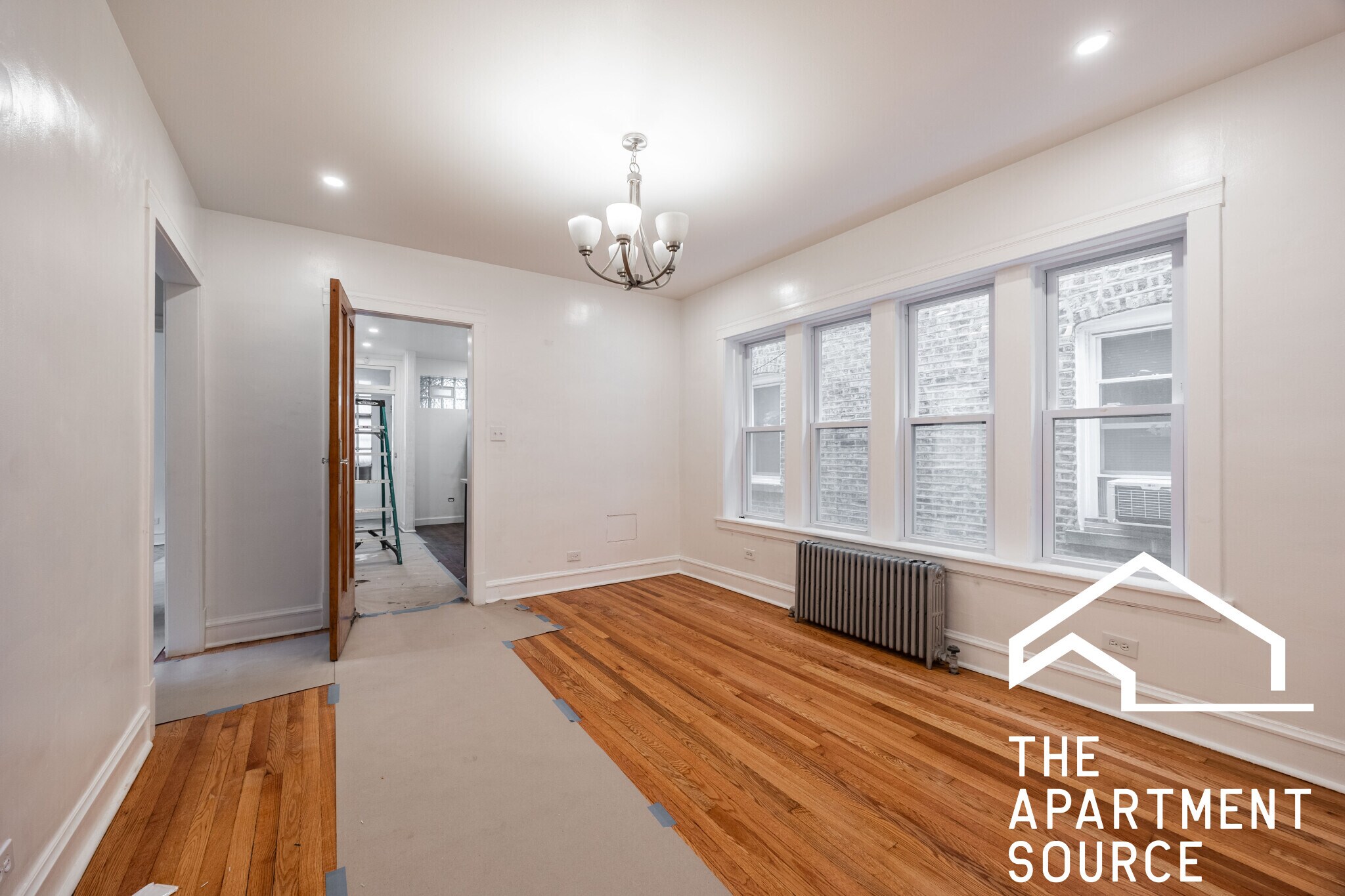 Building Photo - 5713 N Talman Ave