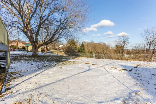 Building Photo - 11580 Highland Park