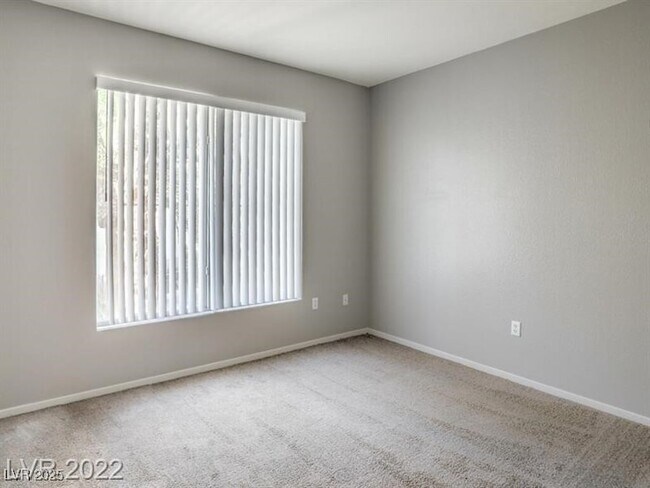 Building Photo - 7119 S Durango Dr