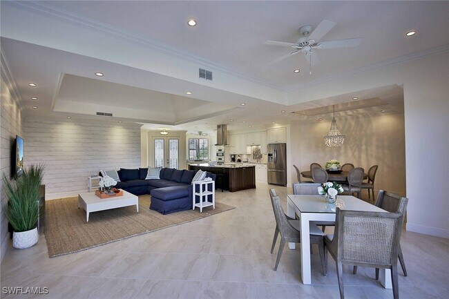 Building Photo - 824 Hideaway Cir E