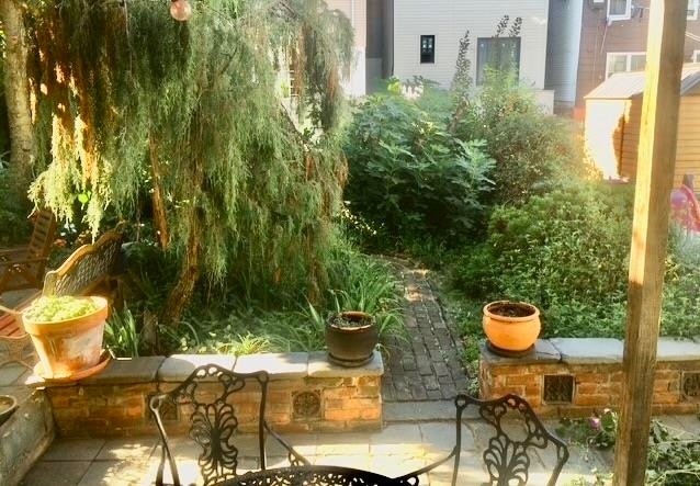 Building Photo - 343 1/2 8th St