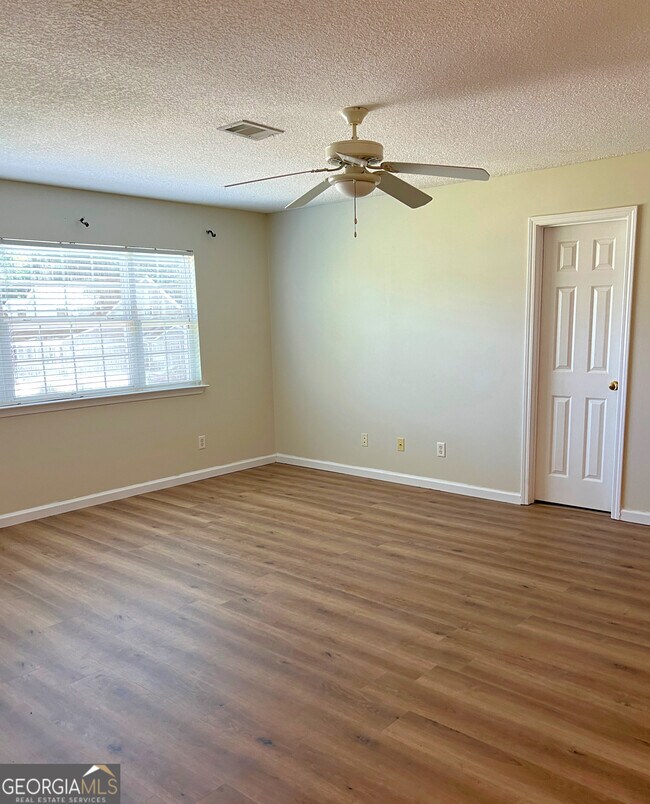 Building Photo - 112 Snapper Ct