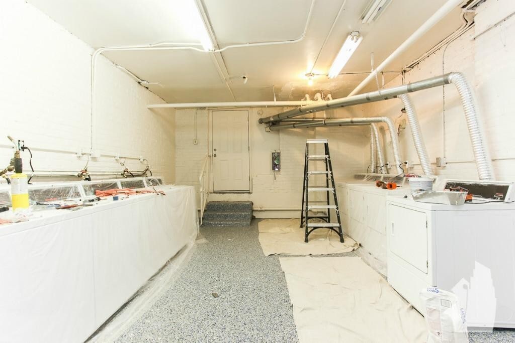 Building Photo - 1530 N Kedzie Ave
