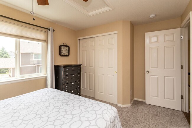 Building Photo - Spacious Corner Lot Gem in Ridgeview at St...