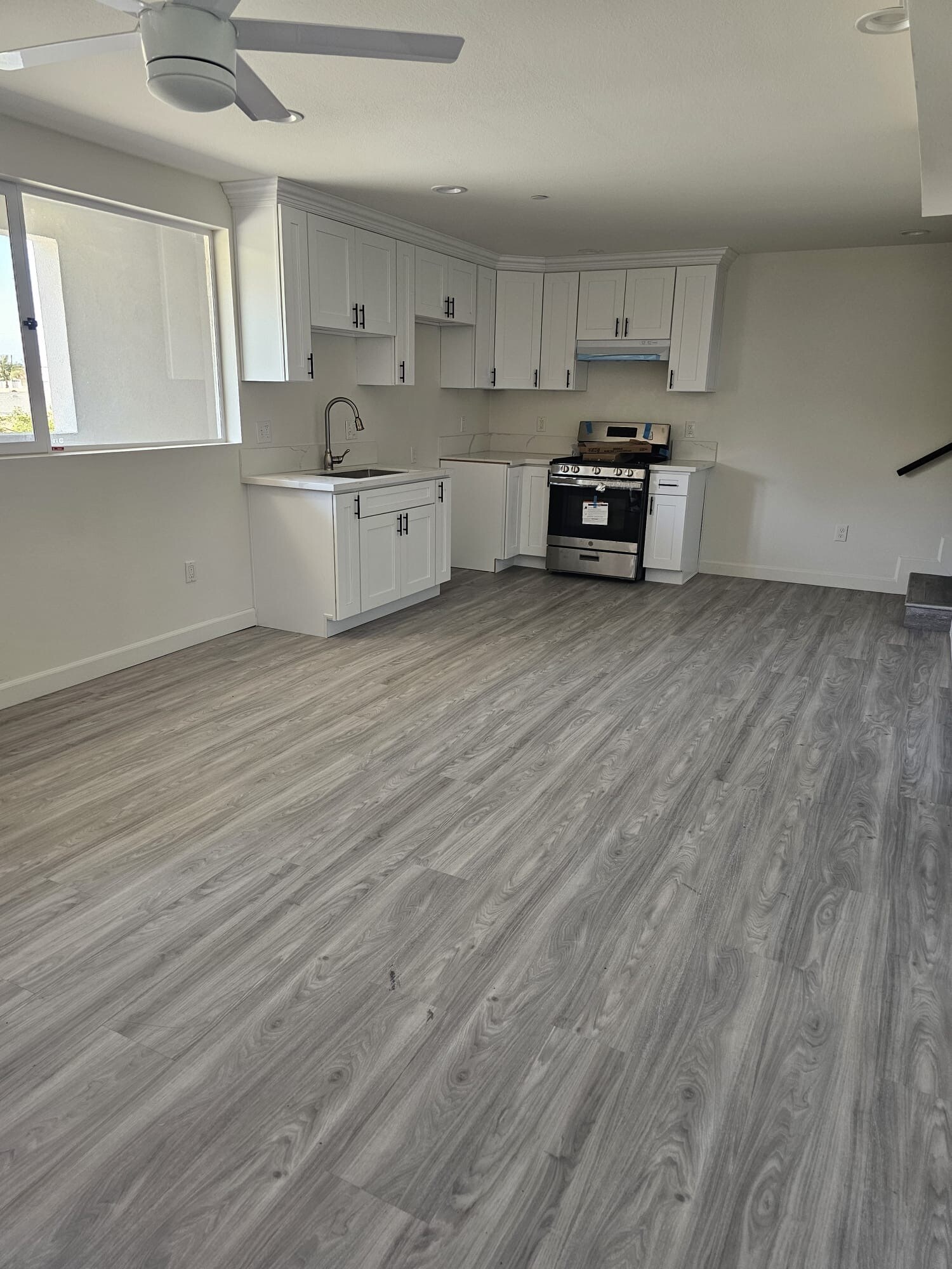 KITCHEN - 16222 S Ainsworth St