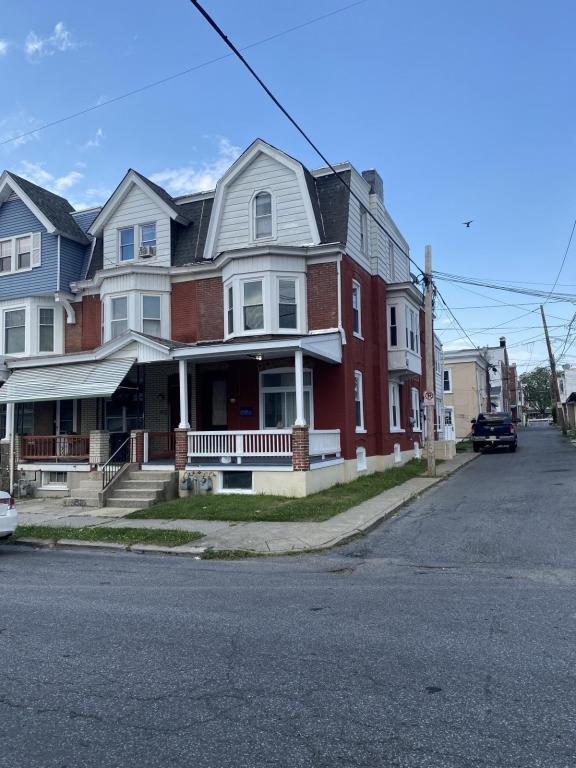 Building Photo - 513 North 11th Street