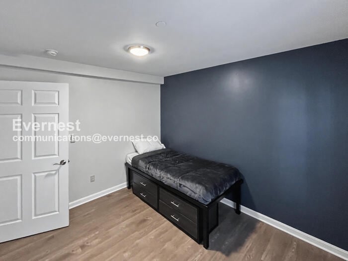 Building Photo - 6 Bob Cat Ct