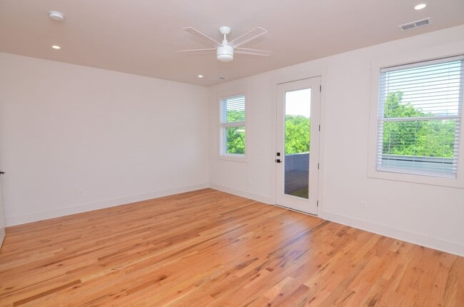 Building Photo - 411 Mcadoo Ave