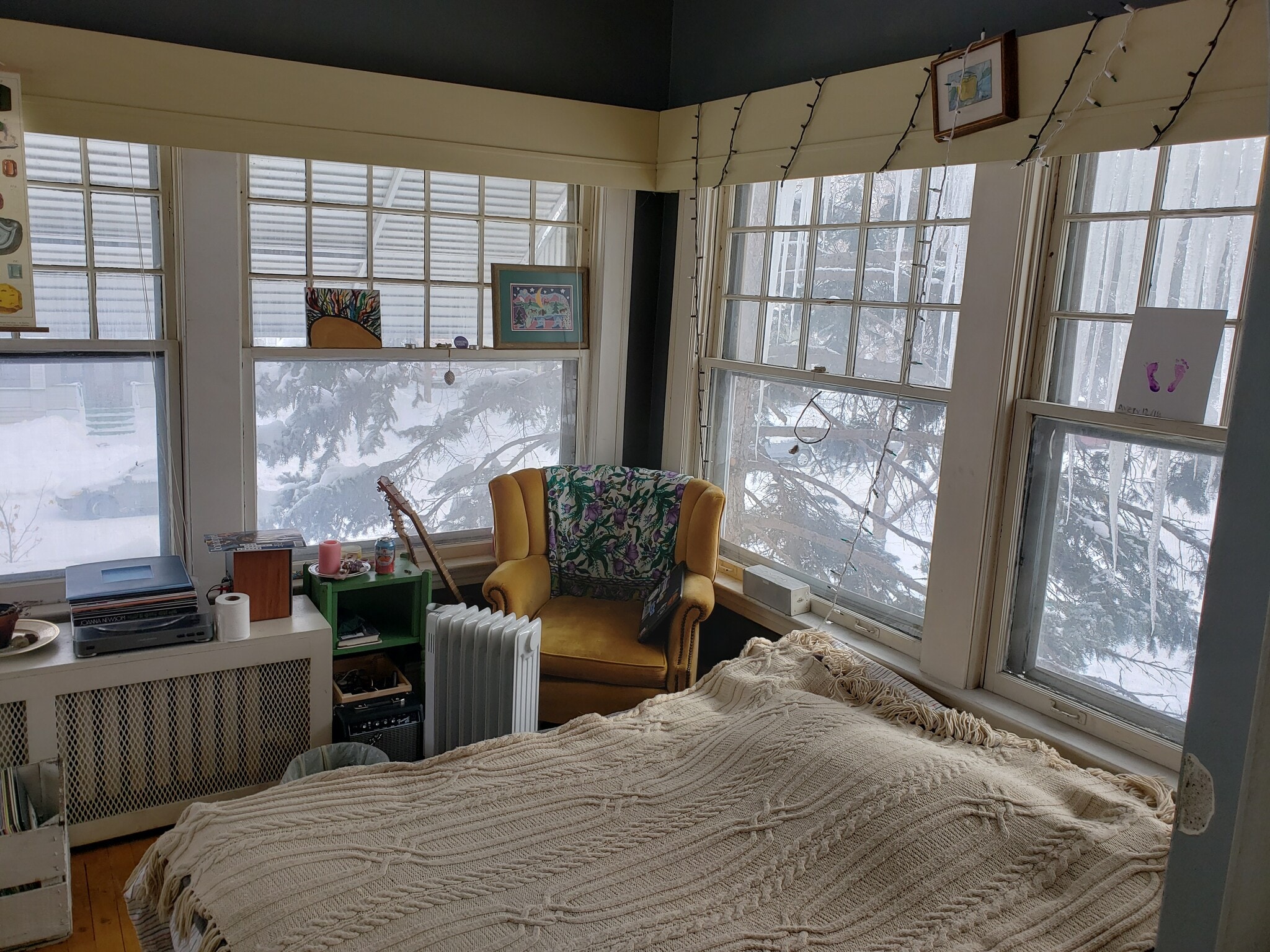 Building Photo - 417 5th Ave SE