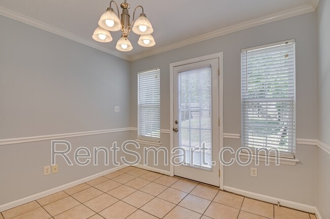 Building Photo - 324 Hornhead Dr