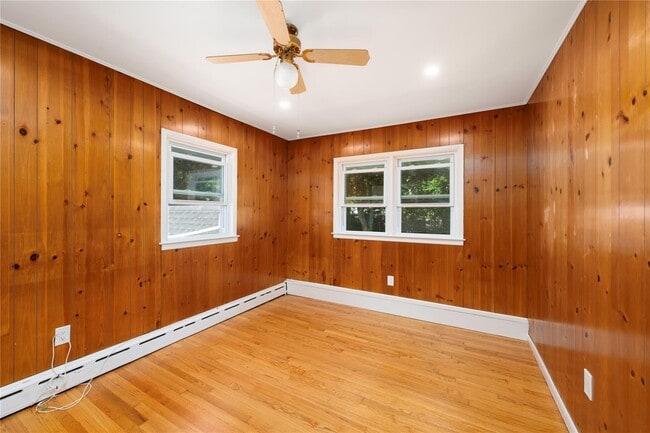 Building Photo - 26 Mountain View Dr