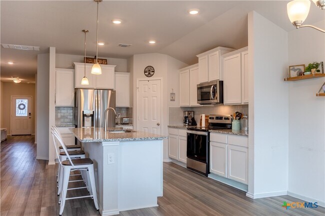 Building Photo - 2403 Corradino St