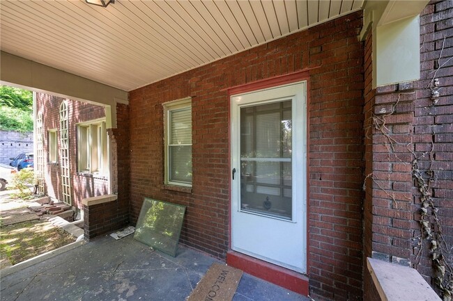 Building Photo - 565 Ardmore Blvd