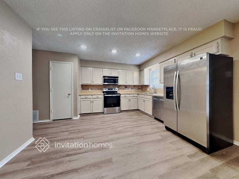 Building Photo - 6410 Walnut Springs Dr