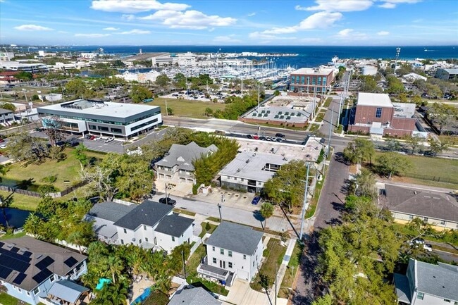 Building Photo - 1299 5th St S