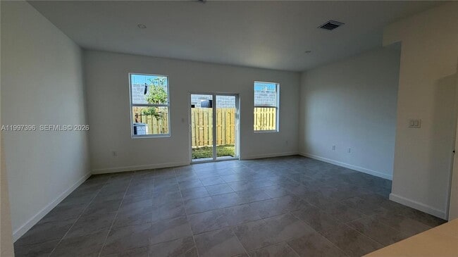 Building Photo - 1087 NW 2nd Ter