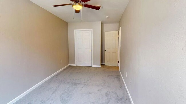 Building Photo - 2824 Salisbury St