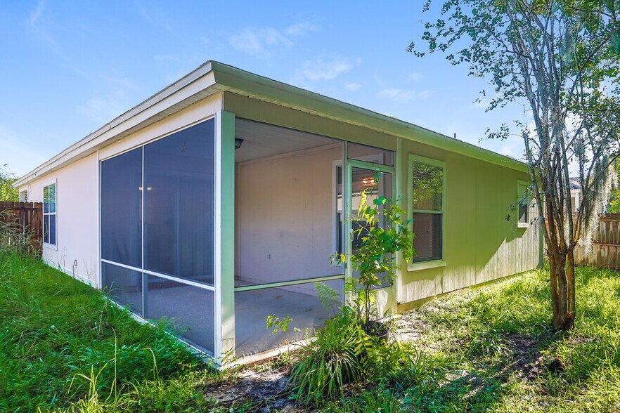 Building Photo - 3111 Wavering Ln