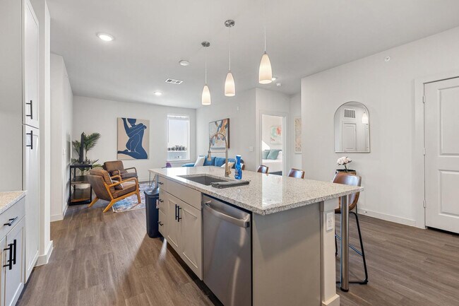 Building Photo - 5820 1/2 Cameron Road-SI FL4-ID1303394P