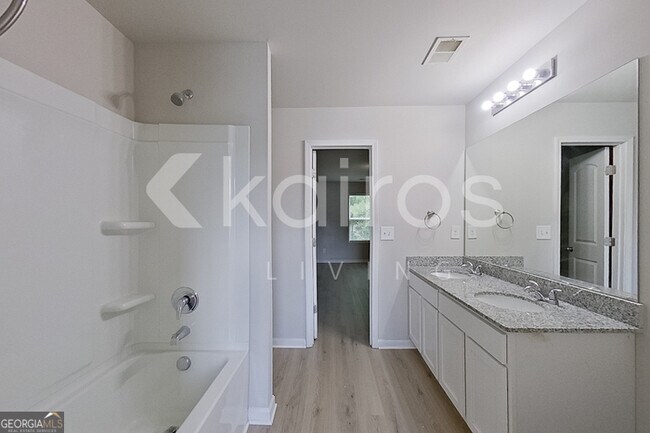 Building Photo - 454 Kildare Wy