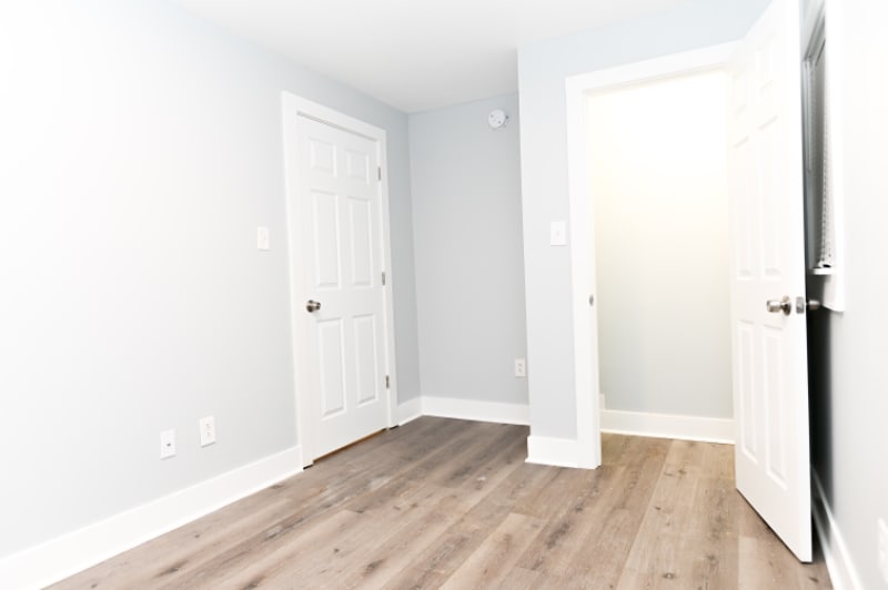 Building Photo - 107 John St