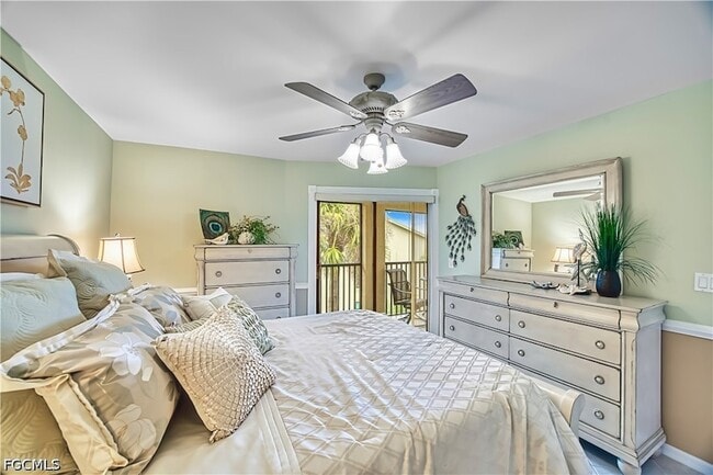 Building Photo - 12581 Kelly Sands Way