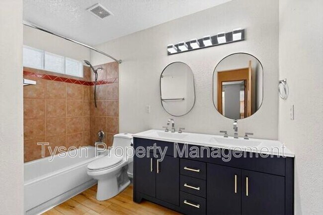 Building Photo - 10909 Pasquale Dr NW