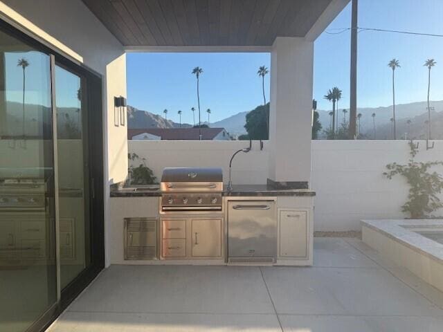 Building Photo - 51116 Avenida Mendoza