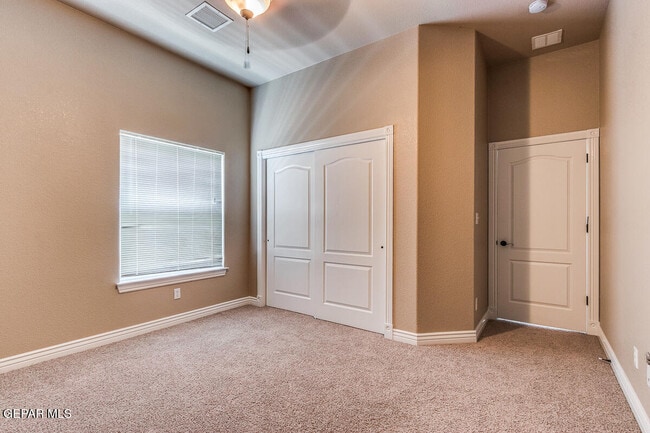 Building Photo - 3654 Almond Beach Dr