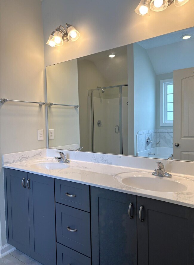Building Photo - 5277 Copse Dr