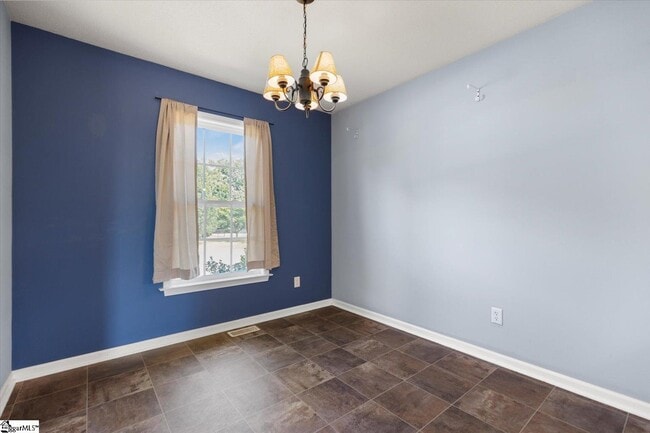 Building Photo - 602 Delward Way