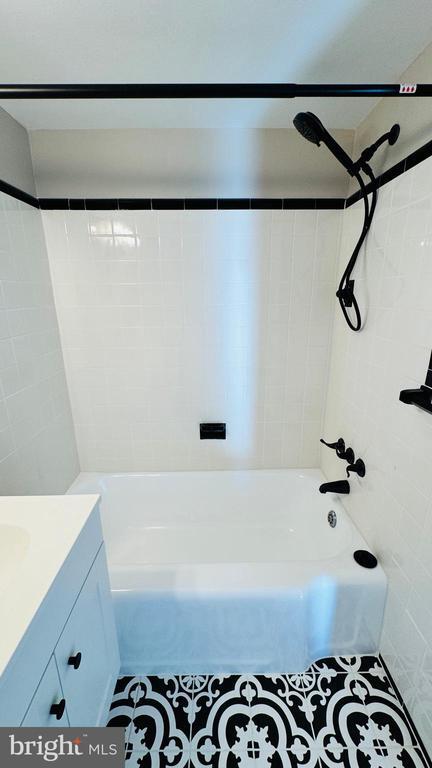 Building Photo - 3601 Wisconsin Ave NW