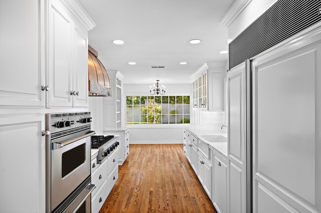 Building Photo - 2612 Lighthouse Ln