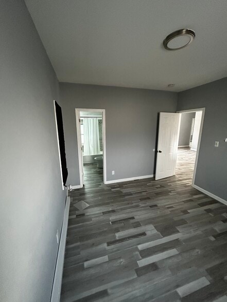 Building Photo - 19 Landfield Ave